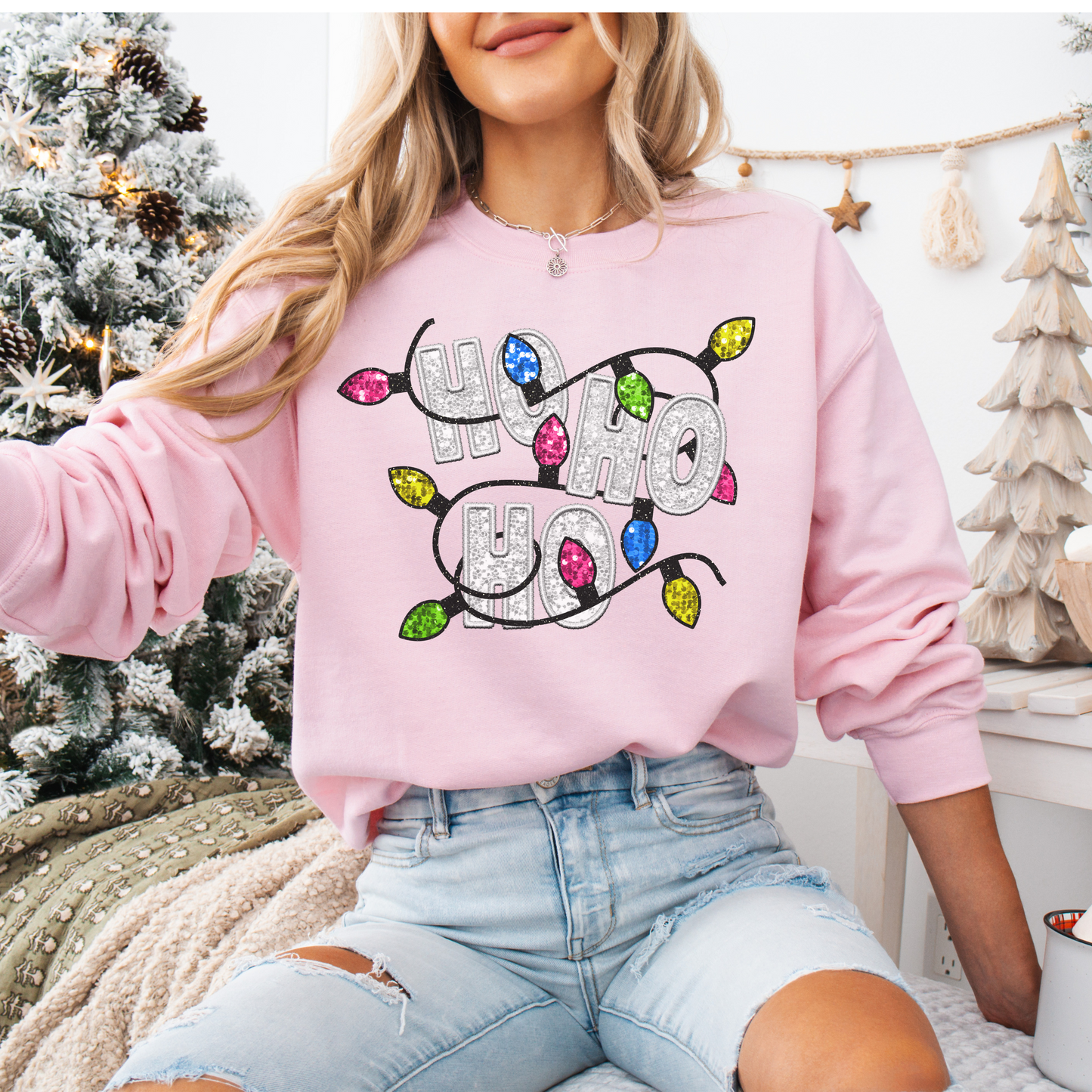 HO HO HO CREWNECK SWEATSHIRT (LIGHT PINK)